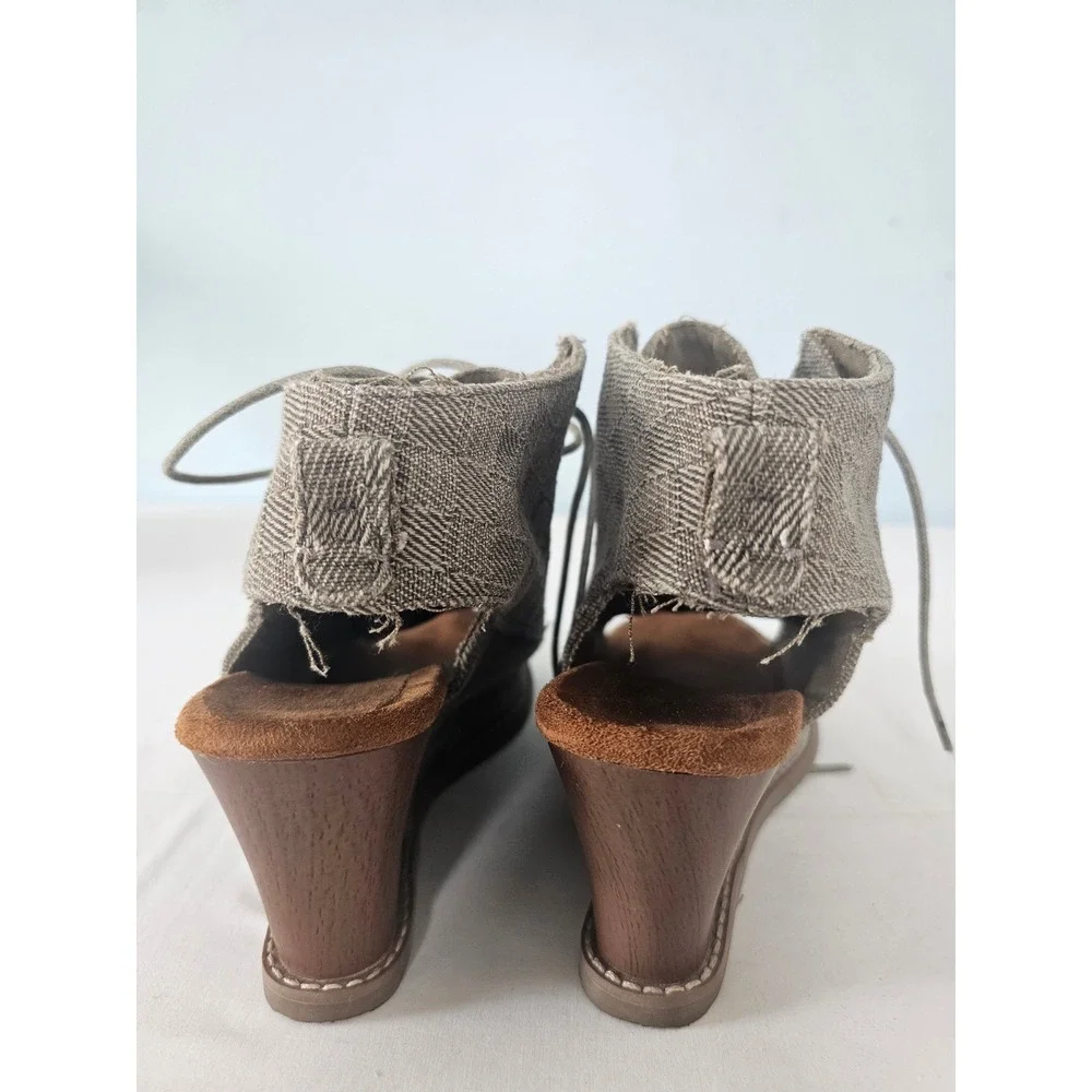 Boho Bearpaw Wedge Sandal Booties Womens 8 Olive Green Lace Up Open Toe Studded